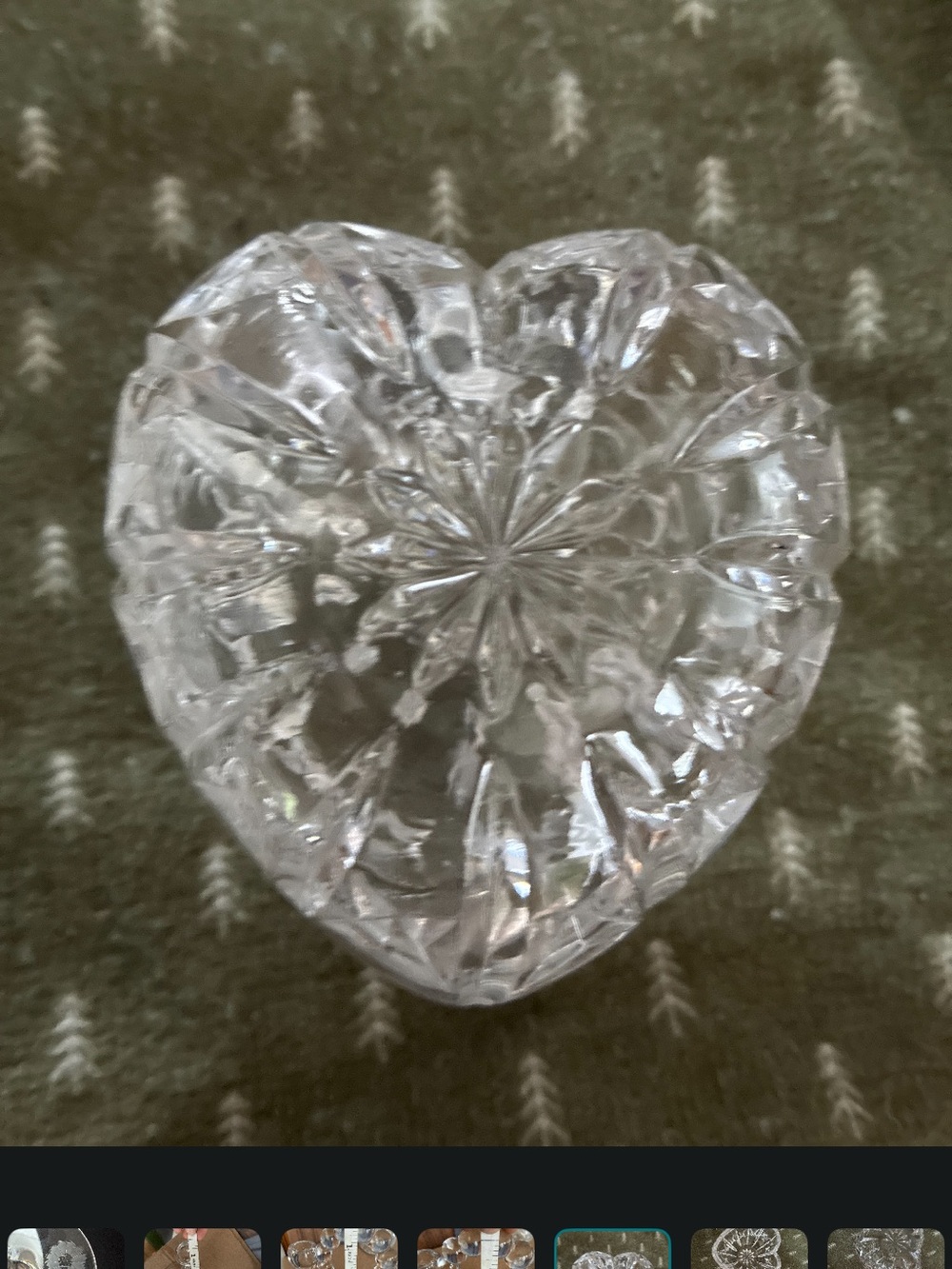Heart shaped trinket box